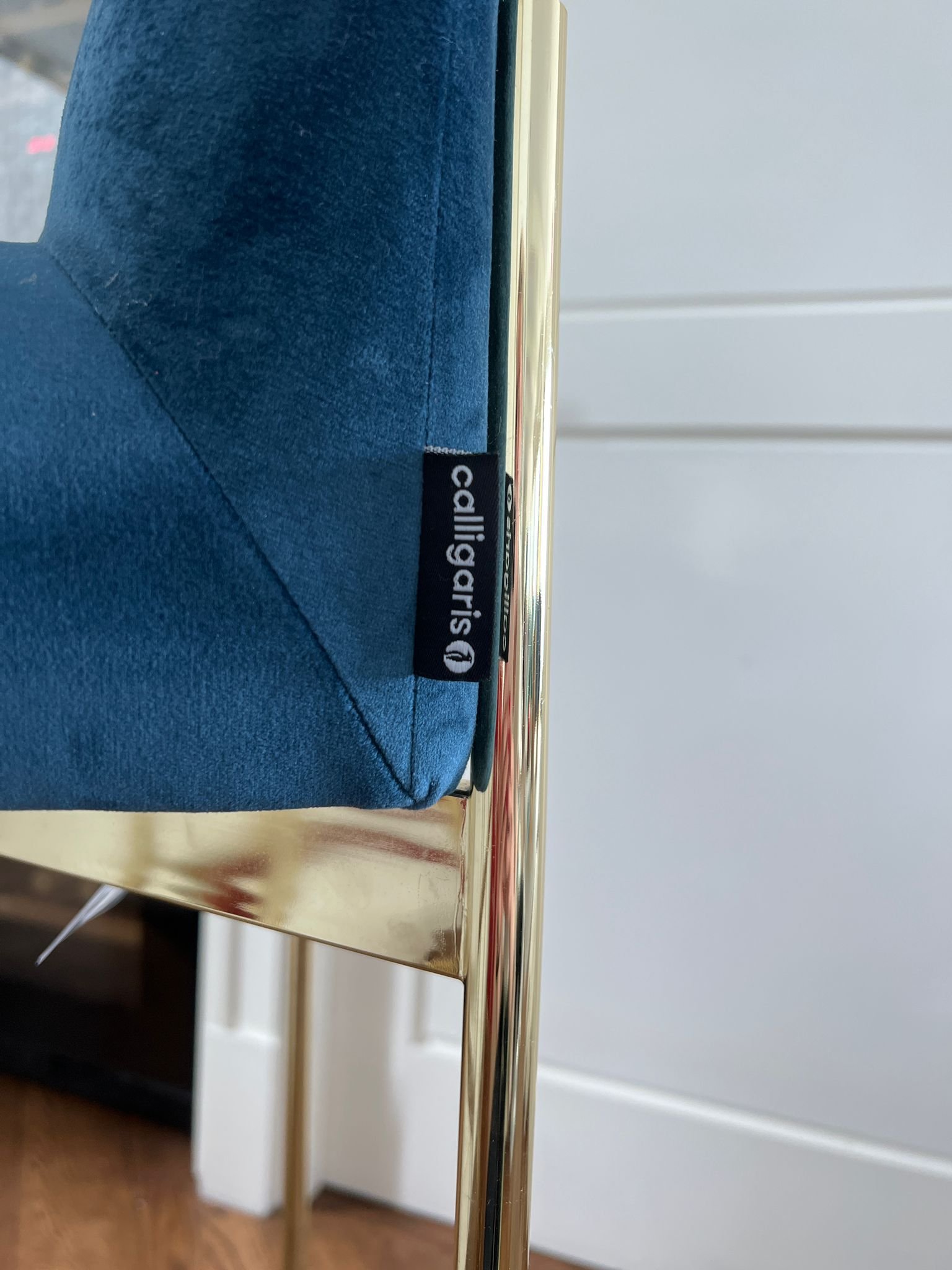 Calligaris Bar Stool Italy 吧椅 $1800 Size 43w x54d x 105h cm