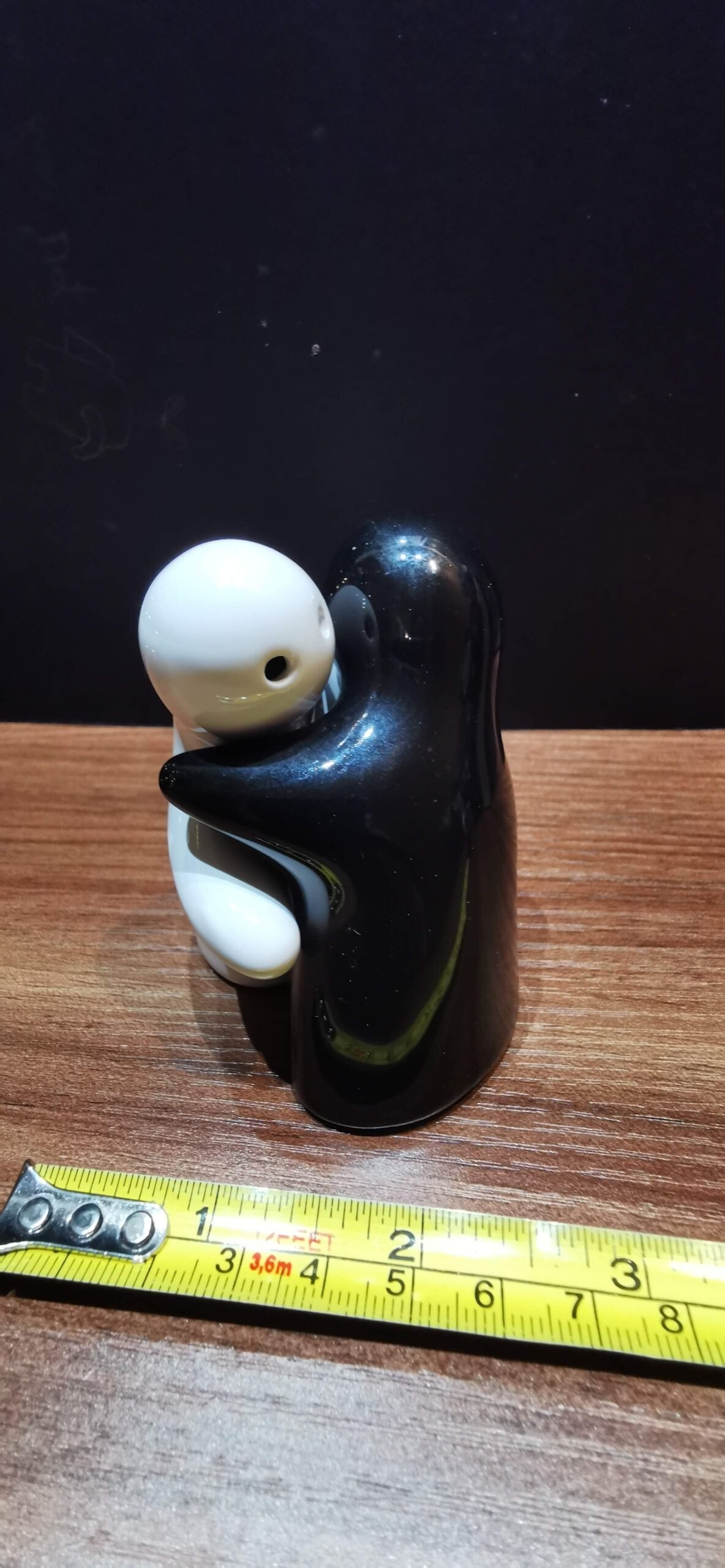 Give me a hug powder bottle