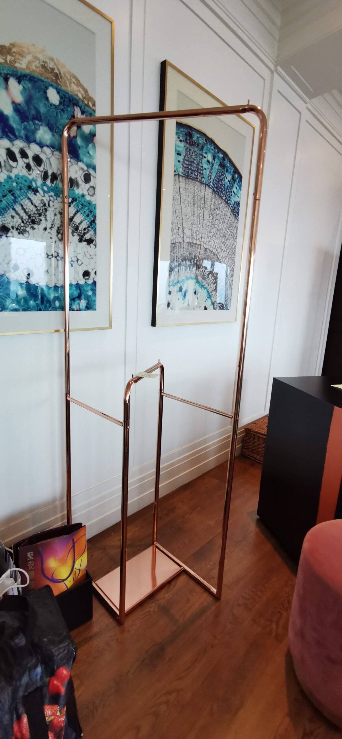 Chopper Cloth Valet Stand