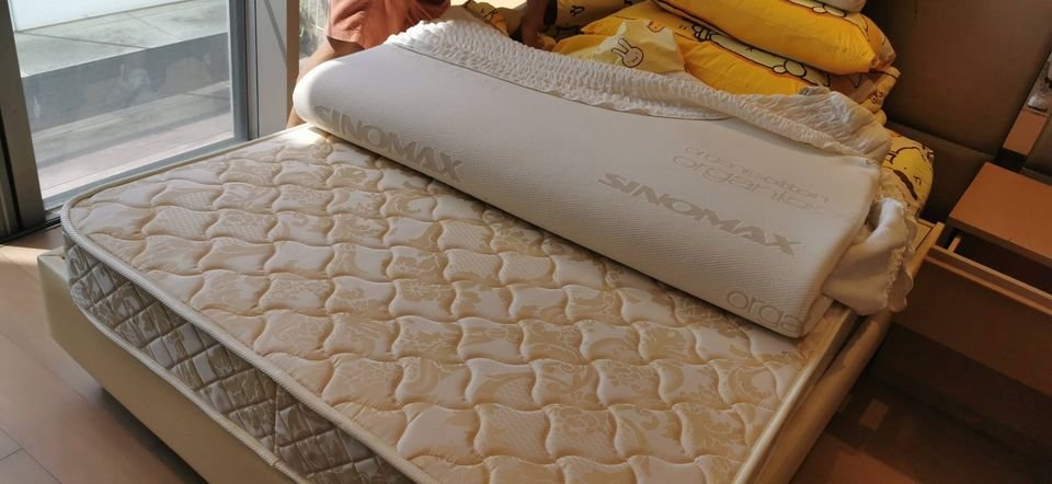 Mattress & Sinnomax topper