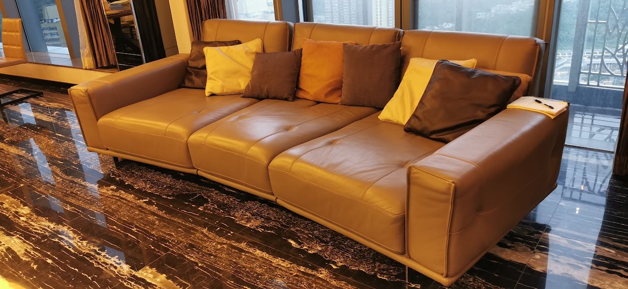 3 seats sofa